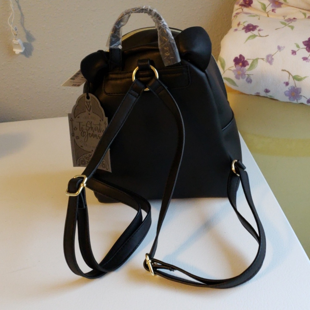 💓💓NWT T-Shirt to Jeans Backpack purse - Picture 2 of 5